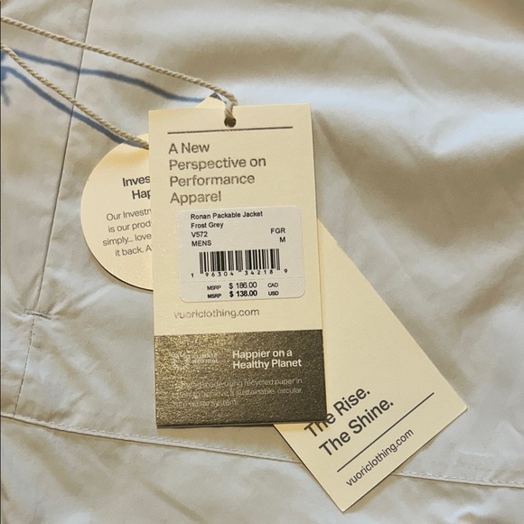 Vuori Ronan Packable Jacket Men's Gray Hooded Windbreaker logo - Picture 2 of 8